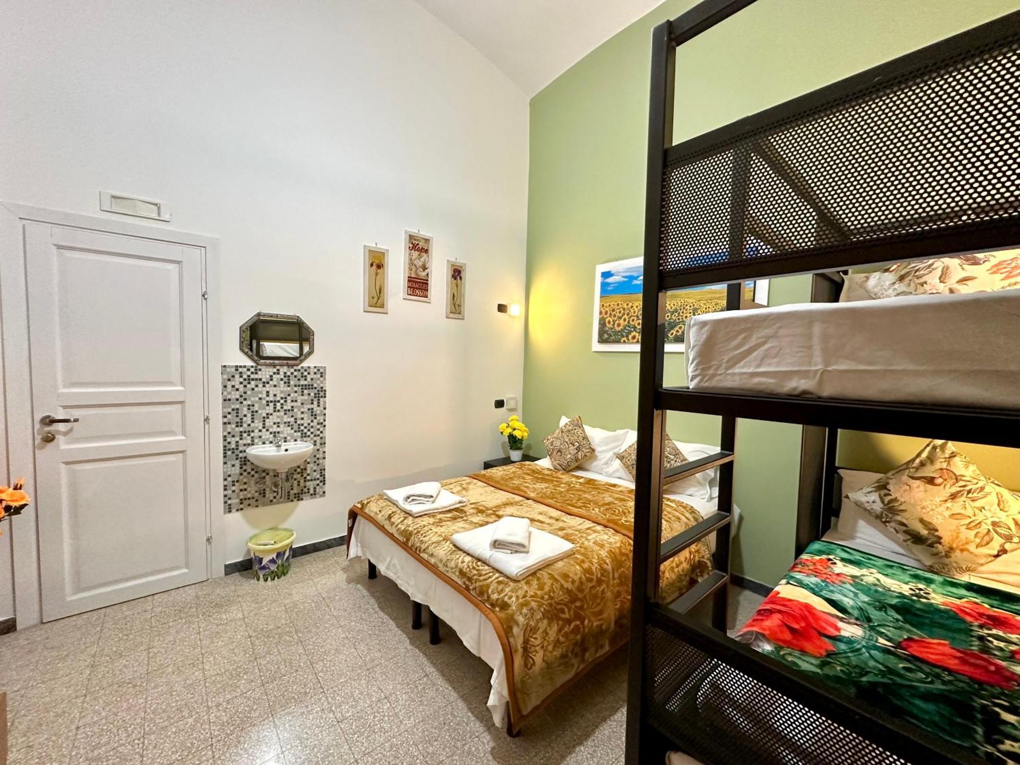 B&B Termini Colosseo Suite Rome Luaran gambar